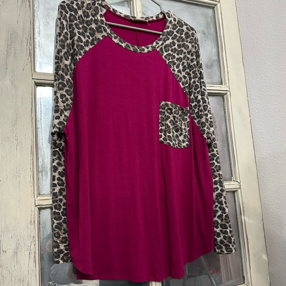 Zenana Outfitters Pink Long Sleeve Tee